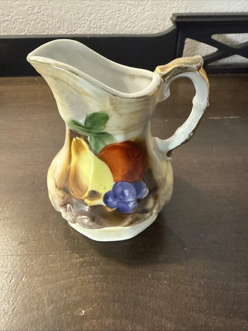 Vintage, Enesco Japan,Pear, Apple, Grapes Sauce & Butter Pat Set With Gold Trim
